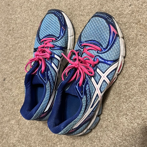 women’s asics - Picture 1 of 2